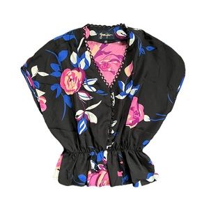 Yumi Kim Short Sleeve 100% Silk Top Floral Lightweight Pretty Blouse Like New XS